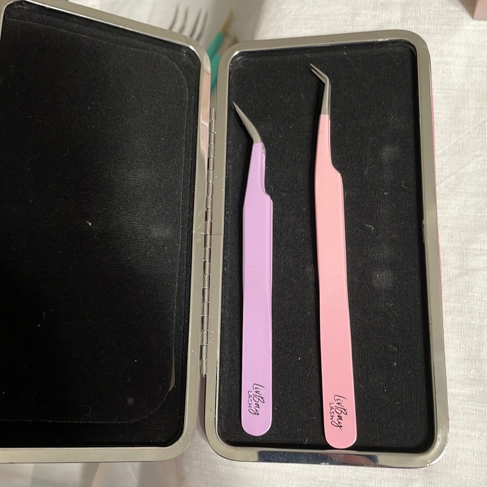 Livbay tweezers